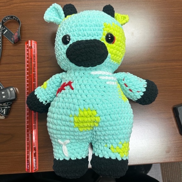 Crochet Zombie Cow Plush - Picture 1 of 3